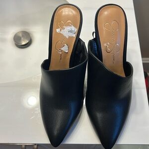 Jessica Simpson heel Size 8